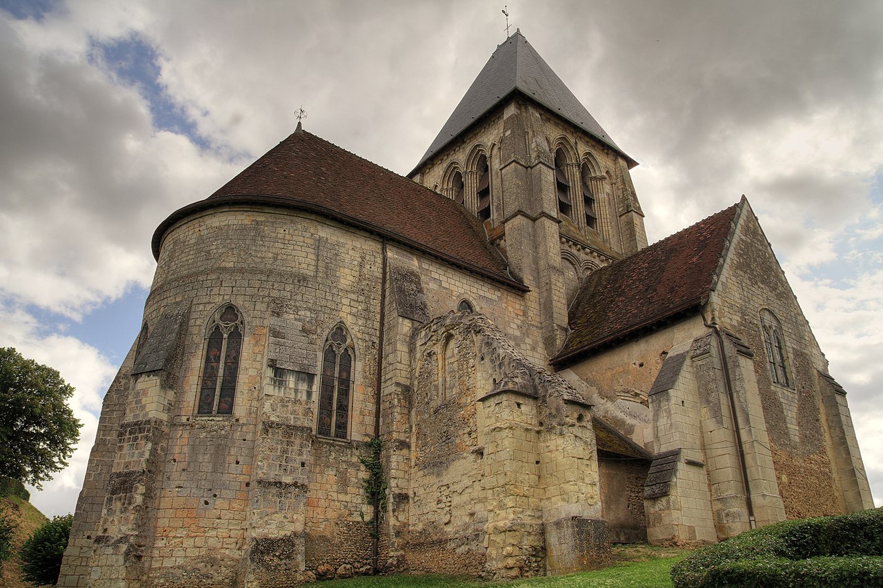 La Collégiale Saint-Martin de Trôo. Par Eusebius — Travail personnel, CC BY 3.0, 