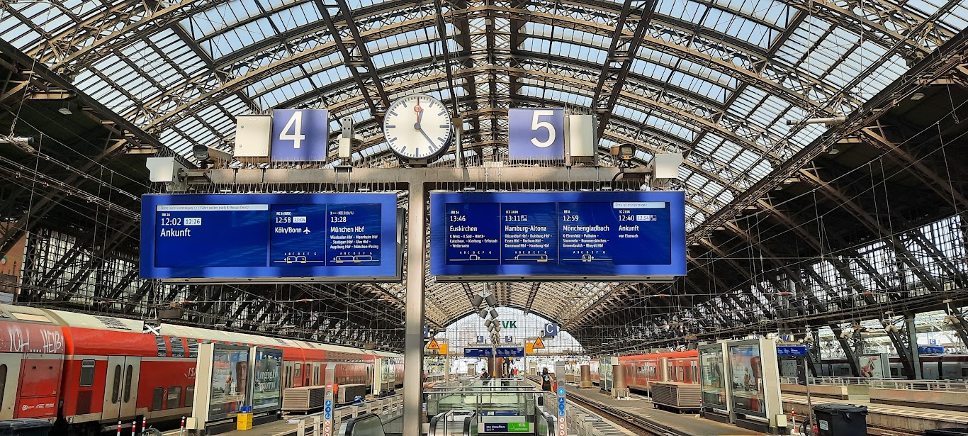 La gare de Cologne (Köln), Allemagne. Photo  ©  Daniel Desjardins