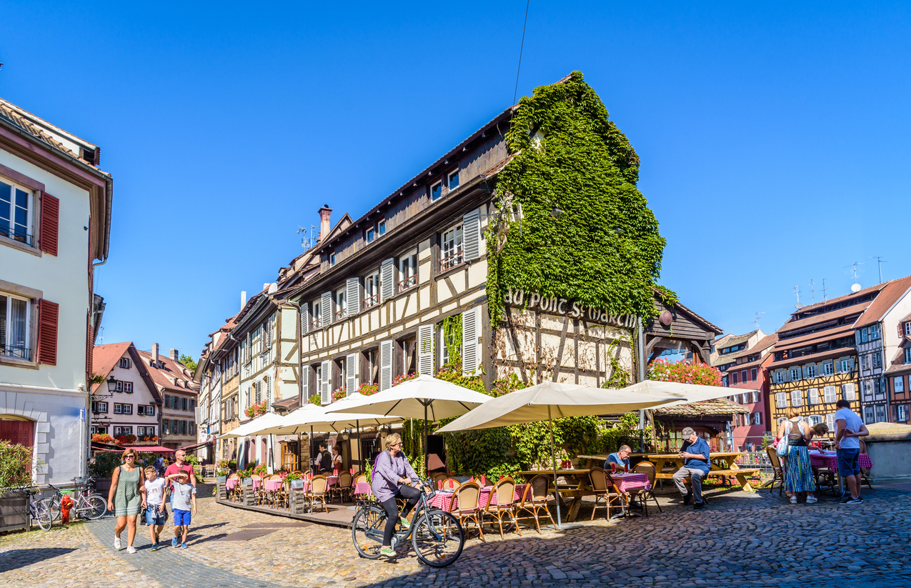 Le quartier de la Petite France à Strasbourg, France. © iStock / olrat