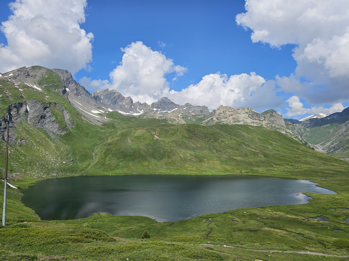 La Thuile, Val d’Aoste, situé à 1 441 m d'altitude près de la France en Italie du Nord © iStock / Yohana Negusse Asfaha
