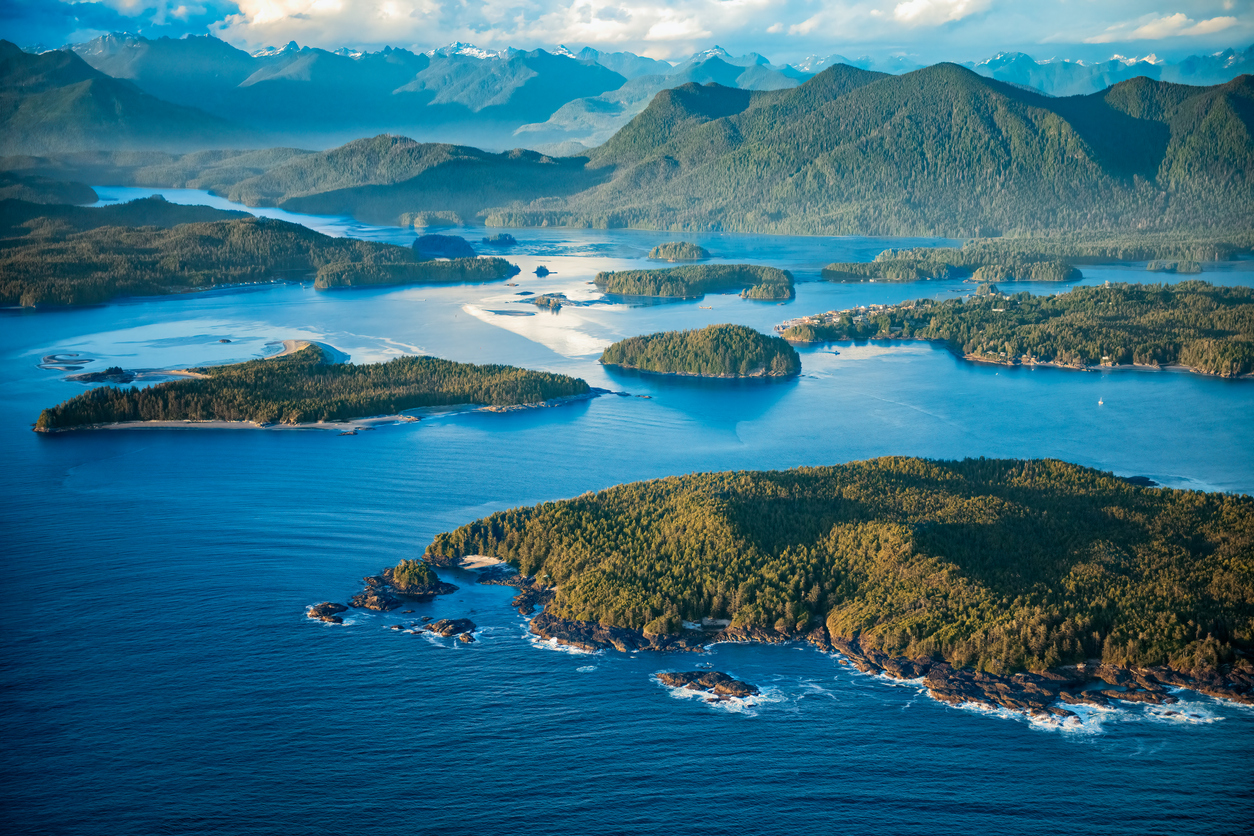 Clayoquot Sound, île de Vancouver, Colombie-Britannique, Canada  © iStock / Dave Hutchison