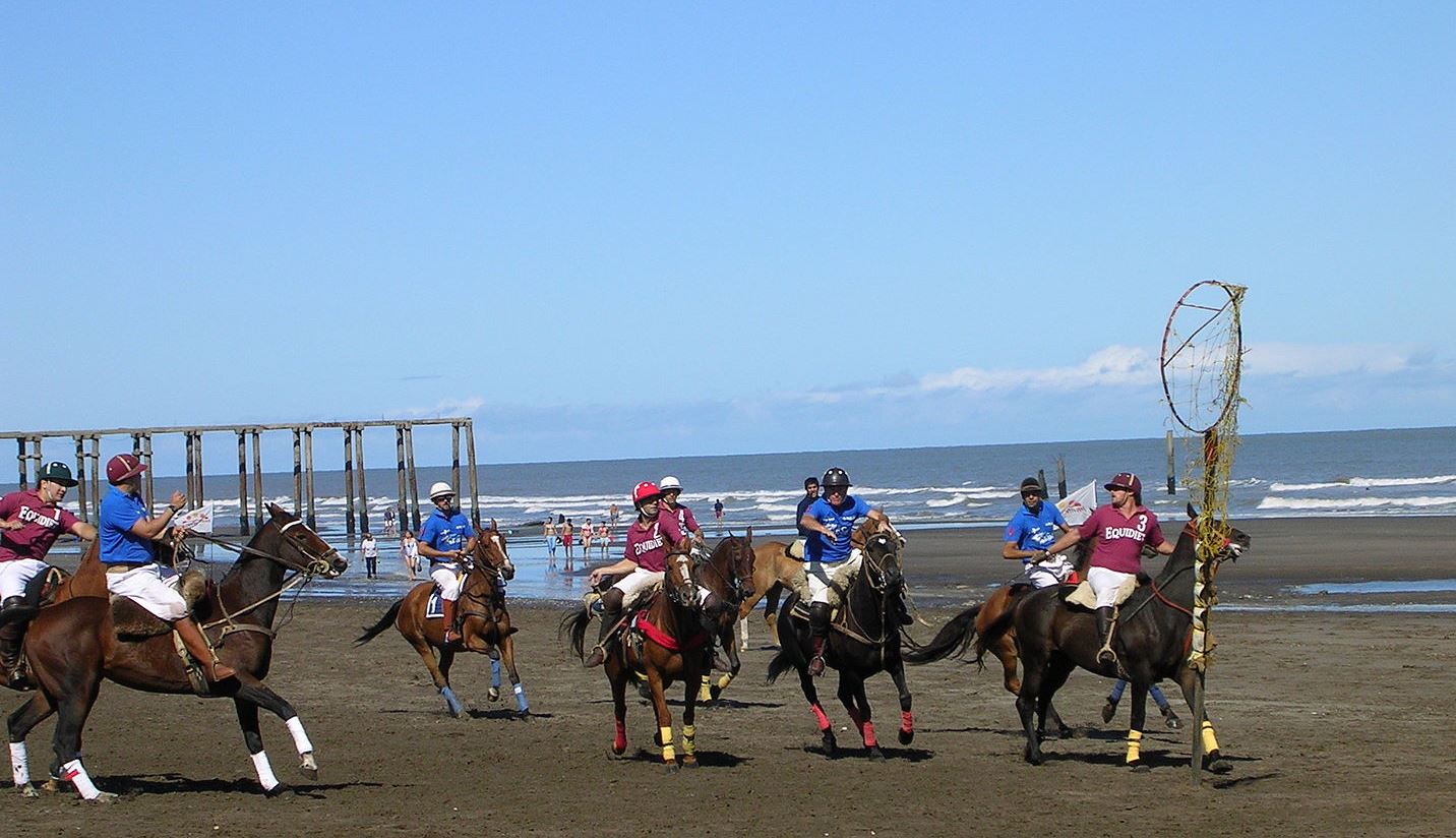 Jeu de Pato à Monte Hermoso, Argentine. par Y1997xf11 -  CC BY-SA 3.0