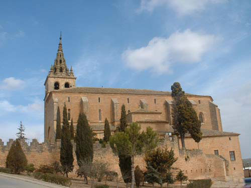 Basílica de Nuestra Señora de la Asunción en Villanueva de la Jara (Cuenca). Par Jose A. R. Buleo, CC BY-SA 3.0