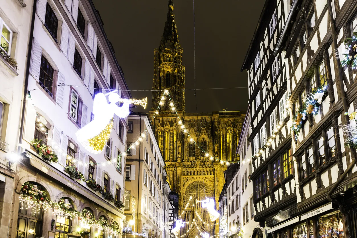 Strasbourg, Alsace, à la période de Noël © iStock / :FG Trade