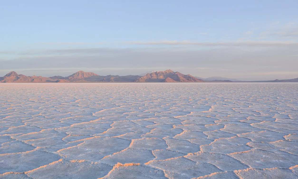 Bonneville Salt Flats  en Utah iStock / Akshay Patel