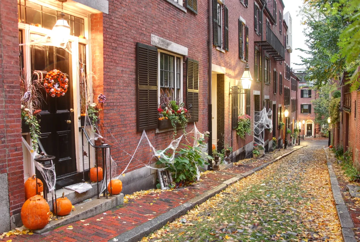 Le quartier de Beacon Hill à Boston, Massachusetts ©  iStock / DenisTangneyJr