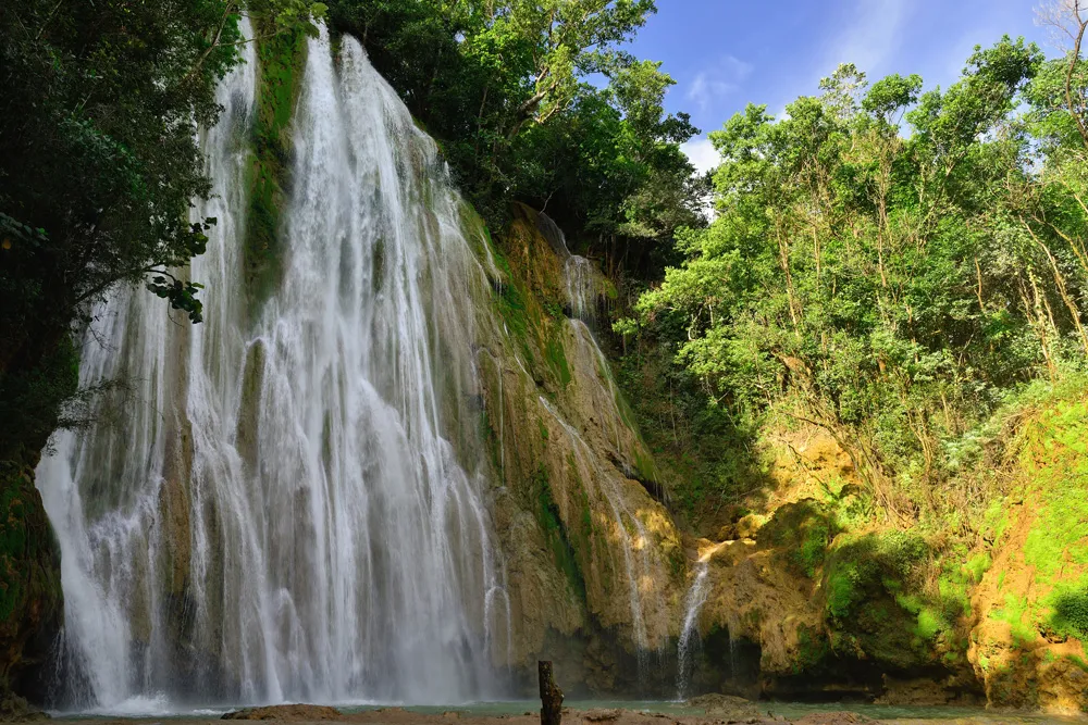 Salto de Limón, des chutes impressionnantes près de Samana en République dominicaine | © rchphoto